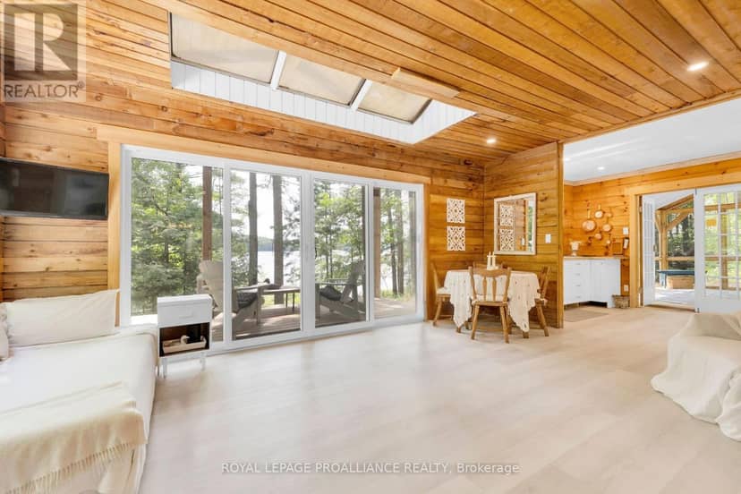 1780 Mazinaw Lake — photo 12 of 40