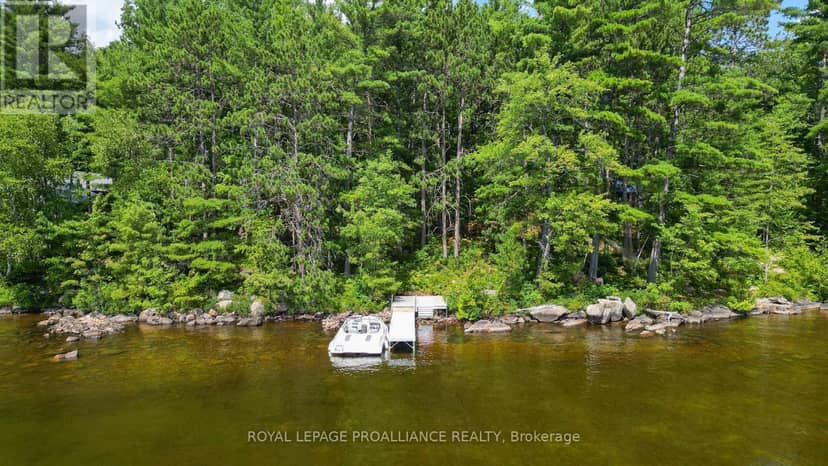 1780 Mazinaw Lake — photo 3 of 40