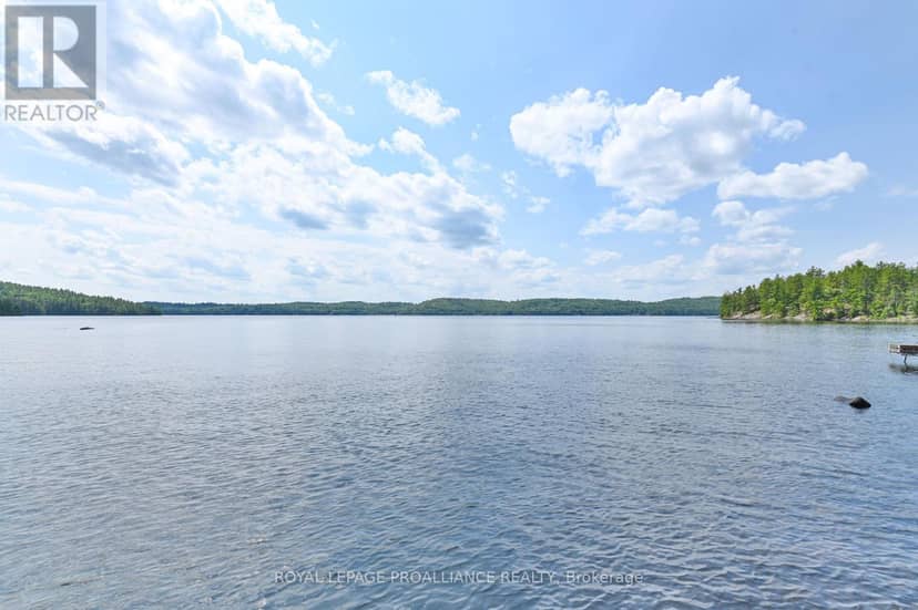1780 Mazinaw Lake — photo 33 of 40