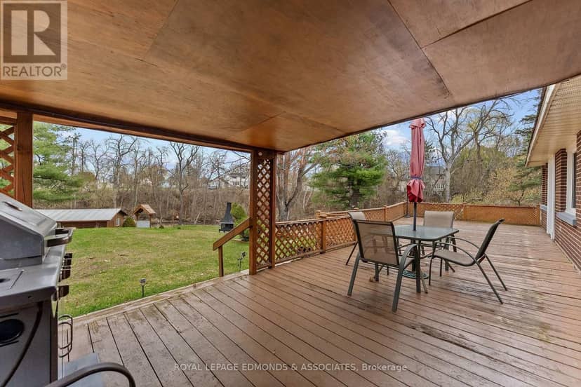 499 Boundary Road E — photo 38 of 40