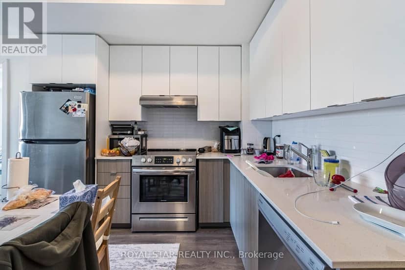 401 - 120 Canon Jackson Drive — photo 12 of 40