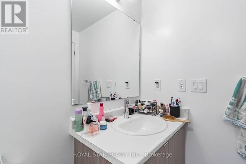 401 - 120 Canon Jackson Drive — photo 35 of 40