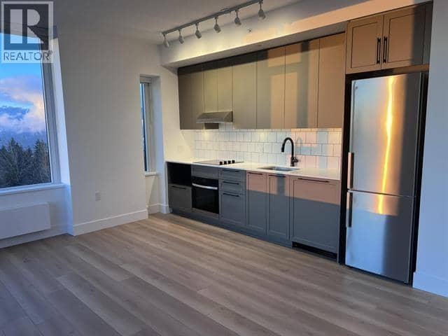 502 8750 UNIVERSITY CRESCENT, Burnaby, photo 8