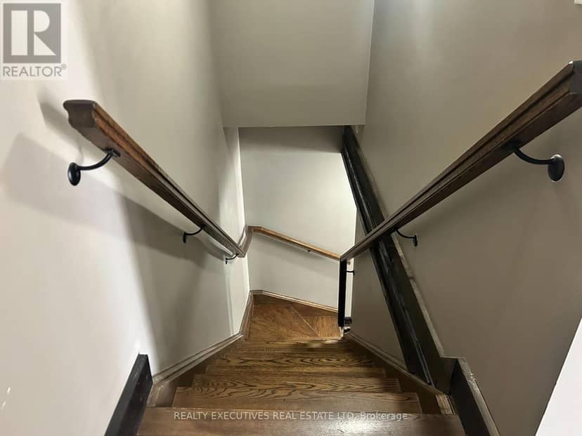 18 Mill Street — photo 12 of 24
