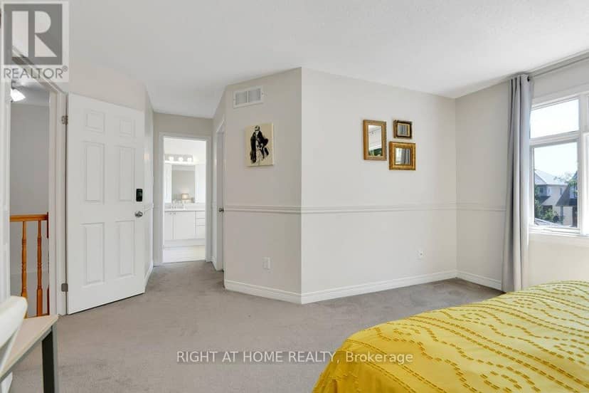 33 Spur Avenue — photo 11 of 20