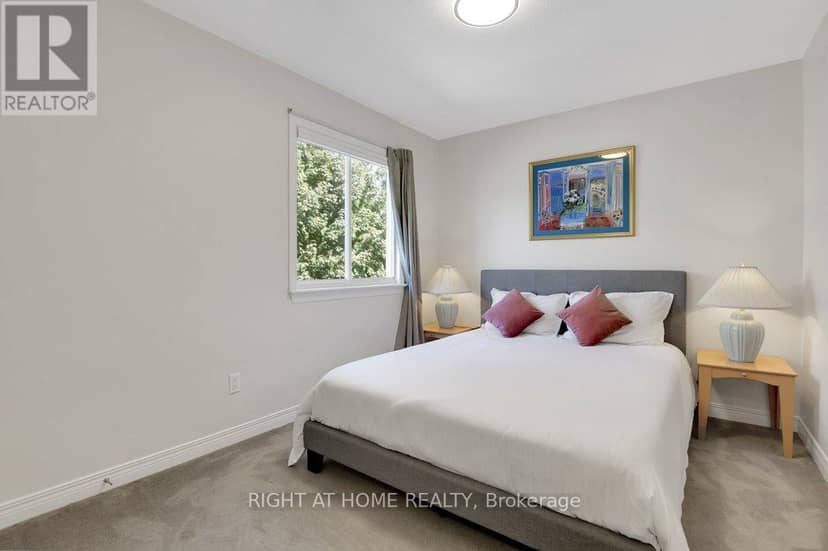 33 Spur Avenue — photo 13 of 20