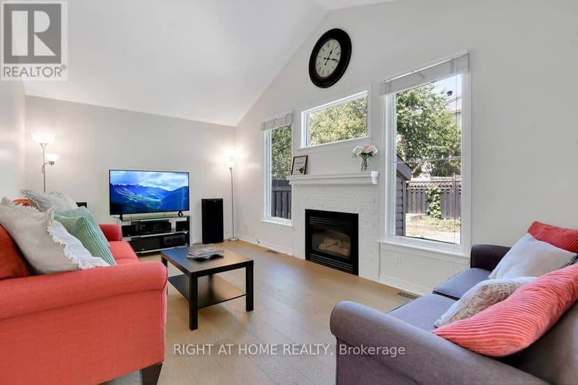 33 Spur Avenue — photo 7 of 20