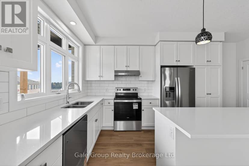 463 Gillespie Street — photo 9 of 40
