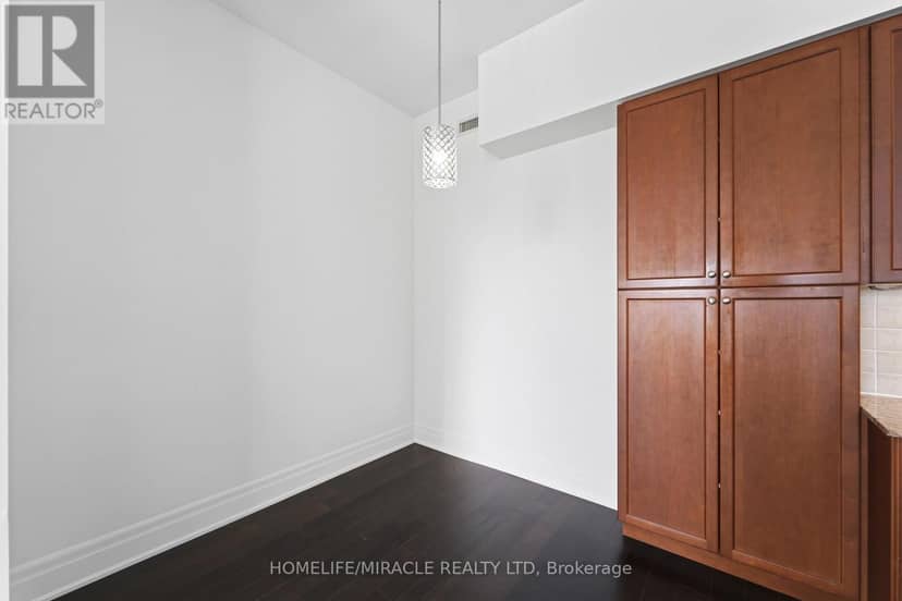 LPH2 - 777 Steeles Avenue — photo 12 of 40