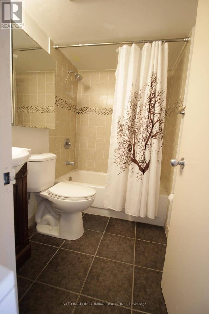 610 - 41 Markbrook Lane — photo 7 of 19