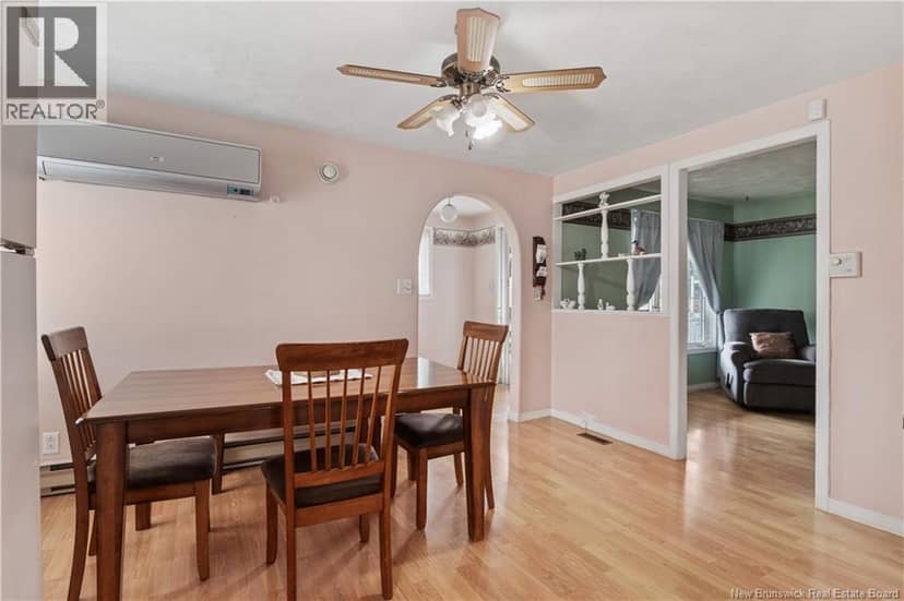 12 Gerard Street — photo 12 of 29