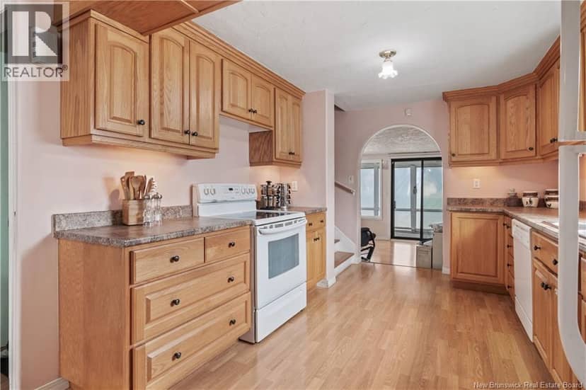 12 Gerard Street — photo 17 of 29