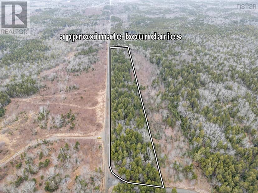 Lot Grosses Coque Road — photo 1 of 12