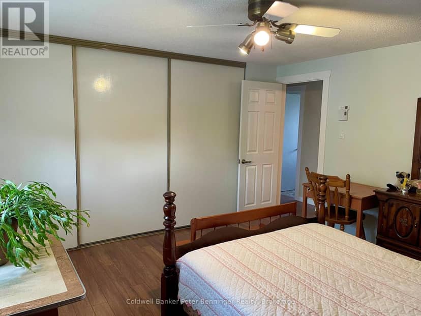 1038 Wellington Street — photo 16 of 33