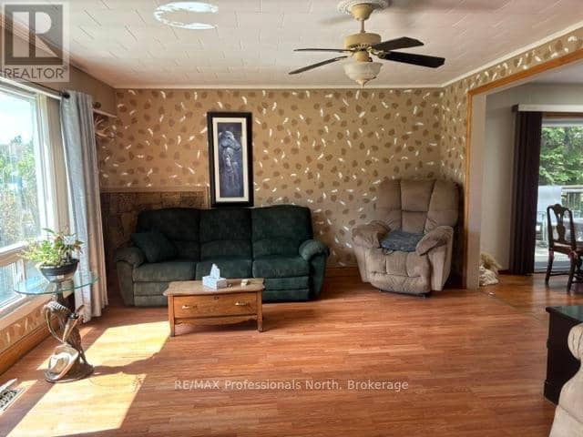 37 Prince Street — photo 7 of 28