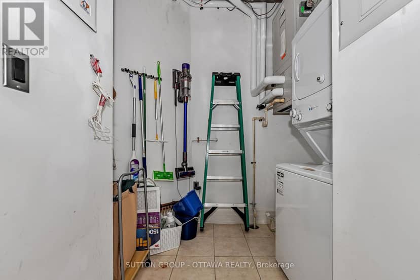 903 - 375 Lisgar Street — photo 36 of 40