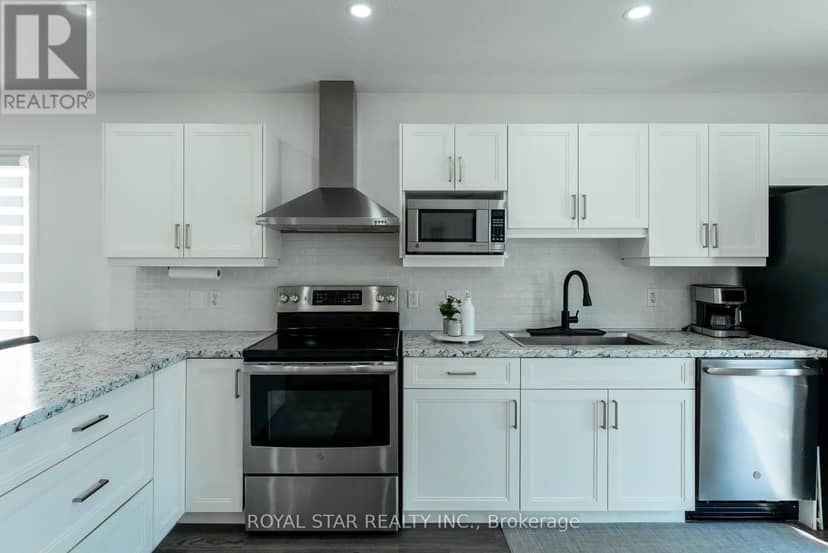 3 Kerr Crescent — photo 17 of 40