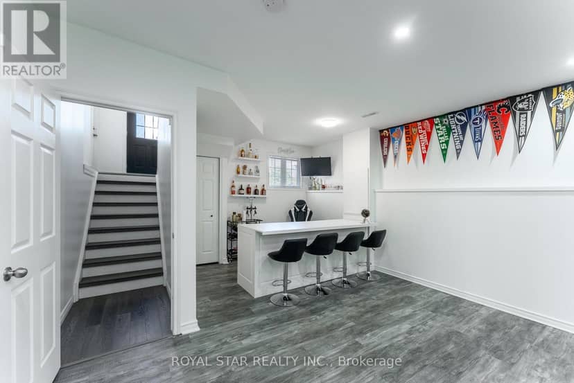 3 Kerr Crescent — photo 32 of 40