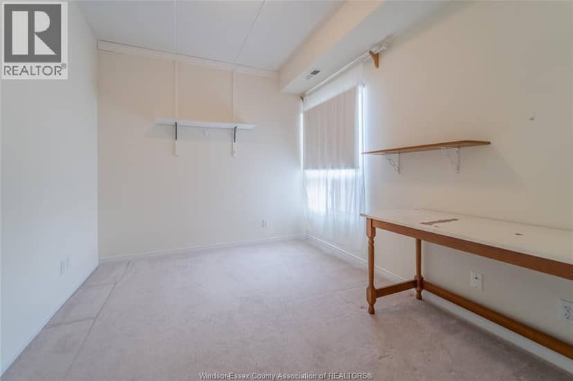 315 Village Grove DRIVE Unit# 301 — photo 27 of 33