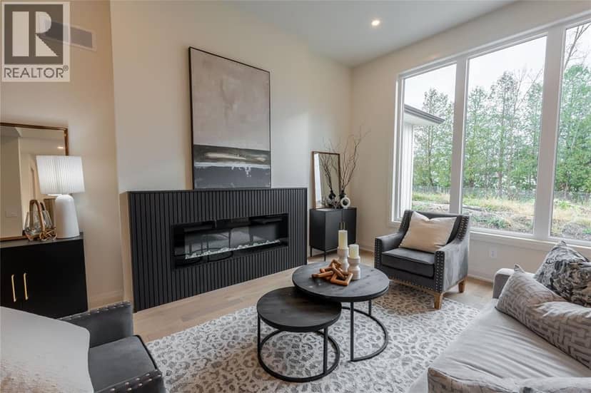 103 Sutherland Drive — photo 16 of 39