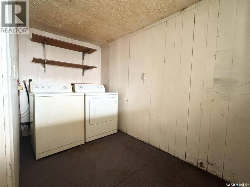 107 & 109 Otter STREET, Cut Knife, photo 3