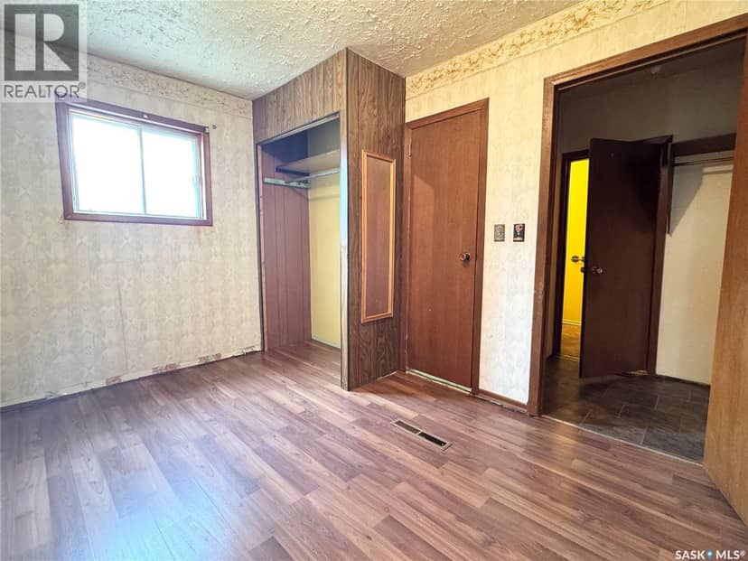 107 & 109 Otter STREET — photo 12 of 20