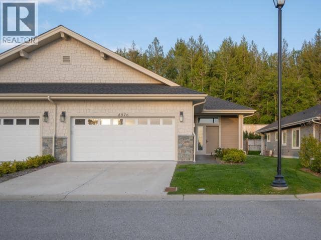 4076 SATURNA AVE, Powell River