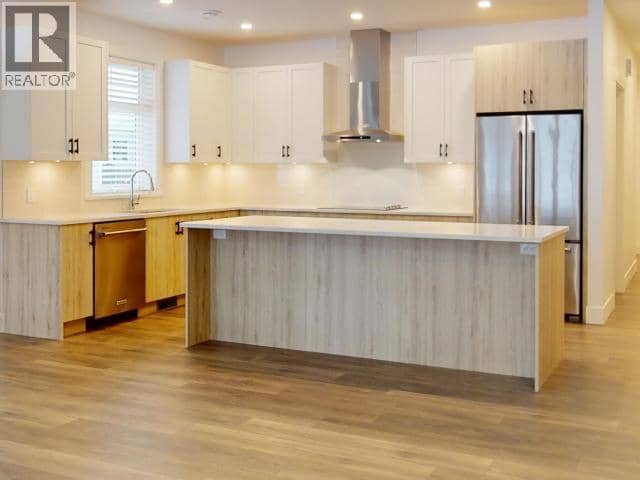 4076 SATURNA AVE, Powell River, photo 5