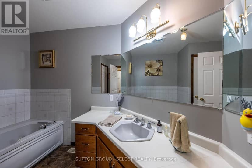 77242 London Road — photo 18 of 40