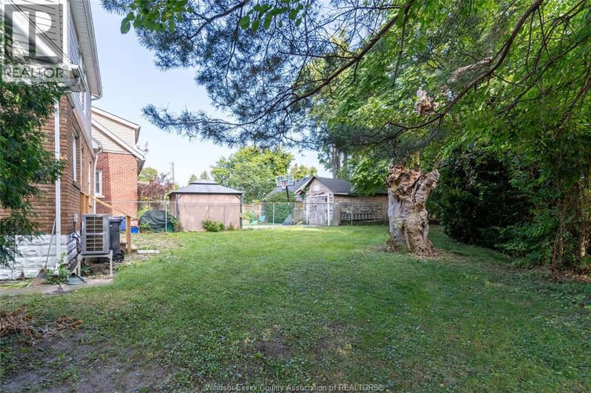 738 Brock — photo 6 of 23