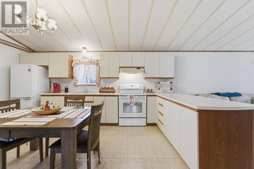 55 Cherokee Lane — photo 5 of 28