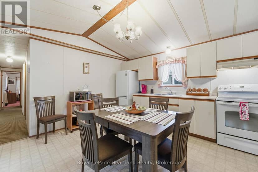 55 Cherokee Lane — photo 6 of 28
