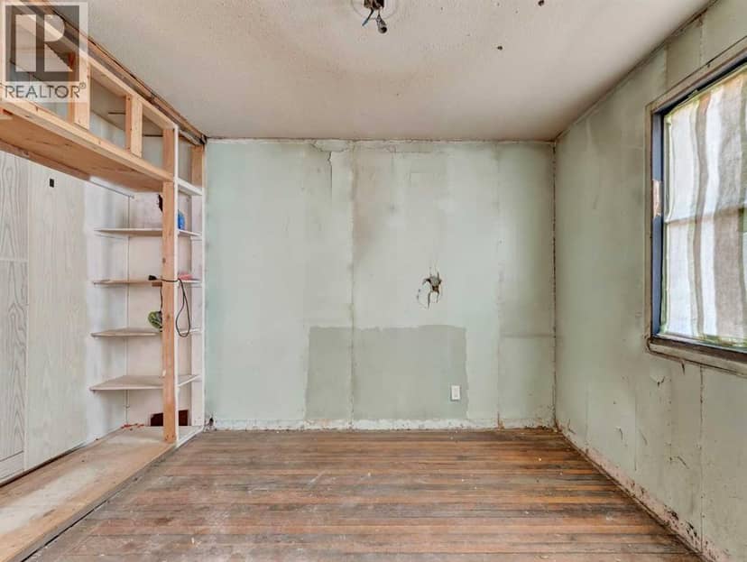 640 Pottery Street SE — photo 15 of 30