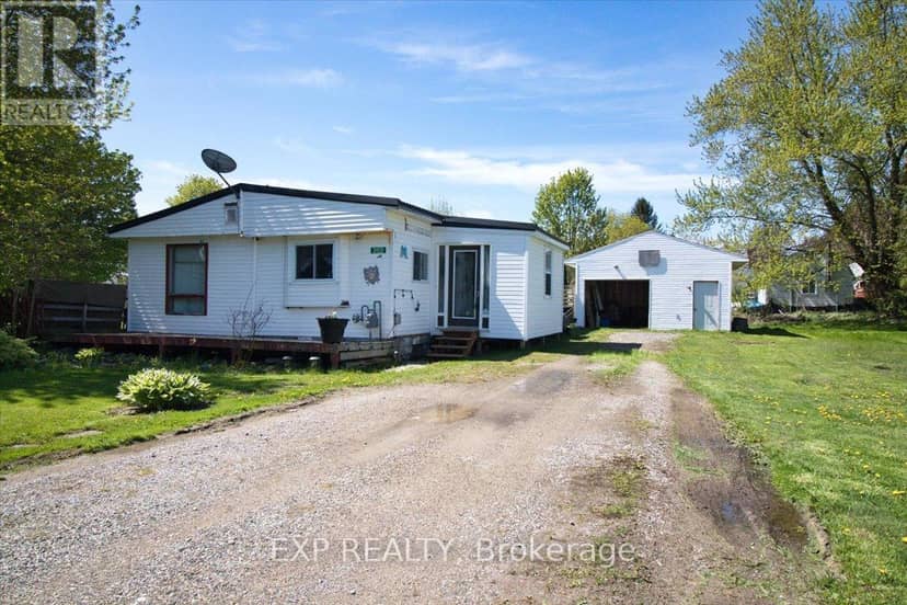 252 Queen Street, Chatham-Kent, photo 2