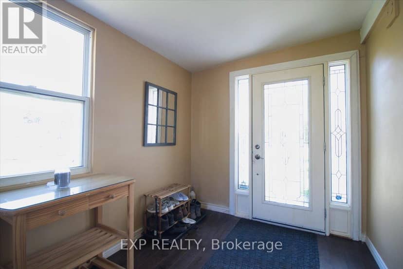 252 Queen Street, Chatham-Kent, photo 5