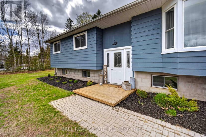 47 Denison Drive — photo 4 of 40
