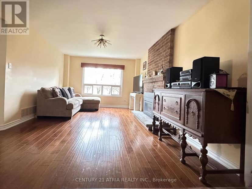 15 Timpson Drive — photo 8 of 40