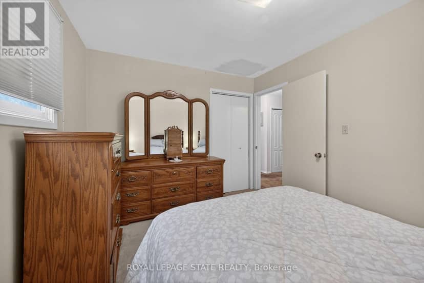 582 Woodview Road — photo 23 of 40