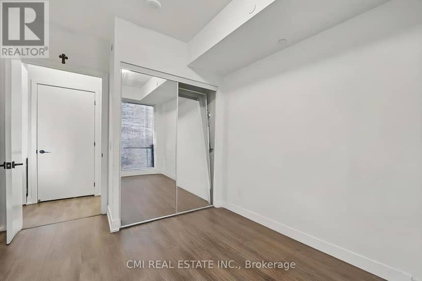 242 - 2450 Old Bronte Road — photo 21 of 40