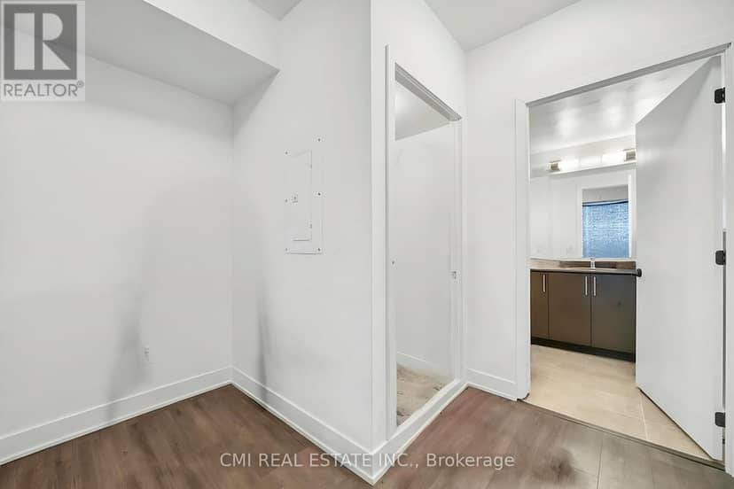 242 - 2450 Old Bronte Road — photo 30 of 40