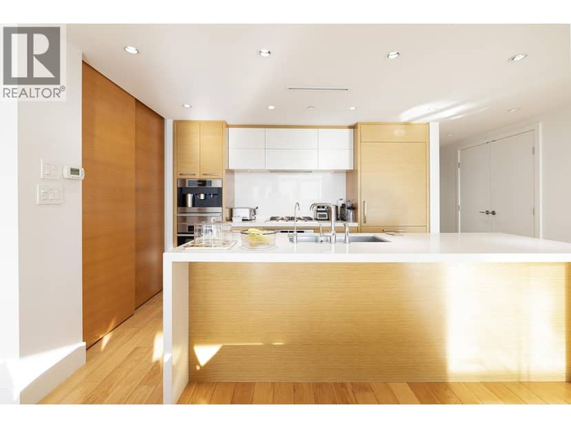 3001 667 HOWE STREET, Vancouver, photo 2