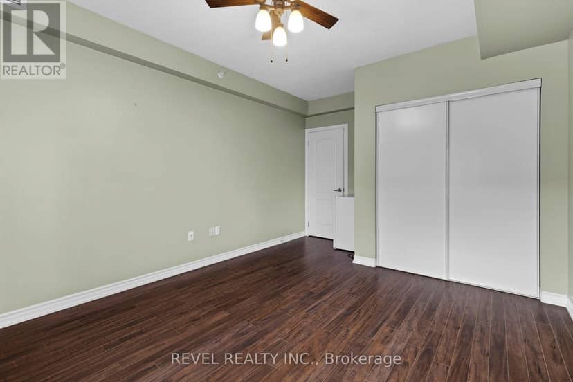 106 - 39 Ferndale Drive S — photo 19 of 33