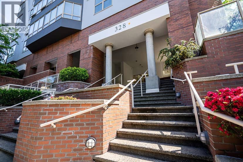 1000 328 CLARKSON STREET, New Westminster, photo 2