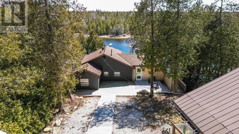 59 Simpson Avenue — photo 38 of 40