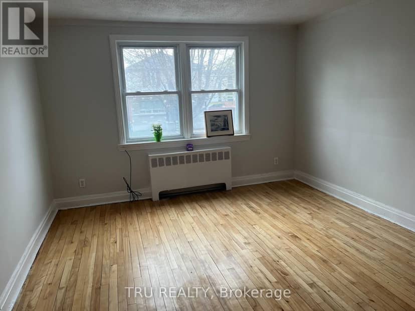 3 - 384 Blake Boulevard — photo 4 of 16