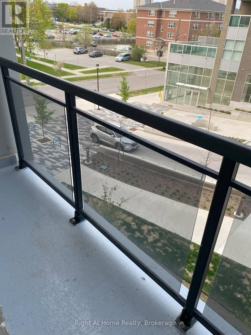 G204 - 275 Larch Street — photo 10 of 10