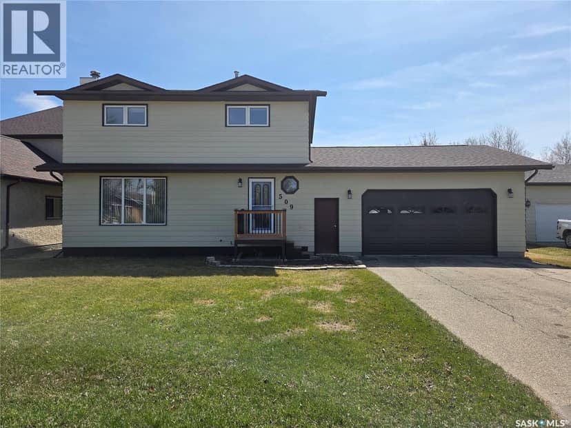 509 Carlyle AVENUE, Carlyle