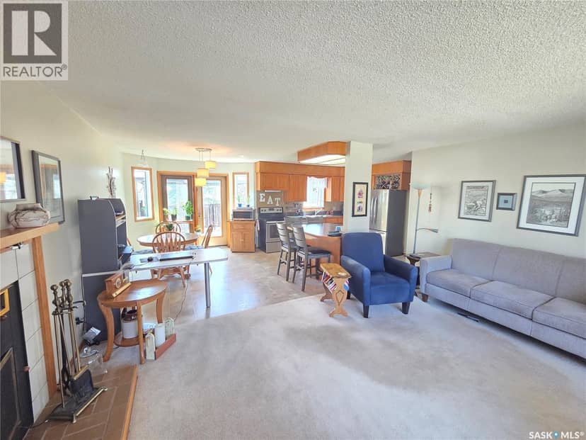 509 Carlyle AVENUE — photo 16 of 40