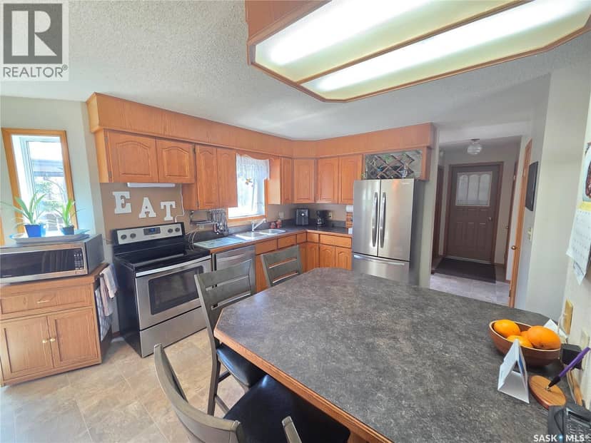 509 Carlyle AVENUE — photo 21 of 40