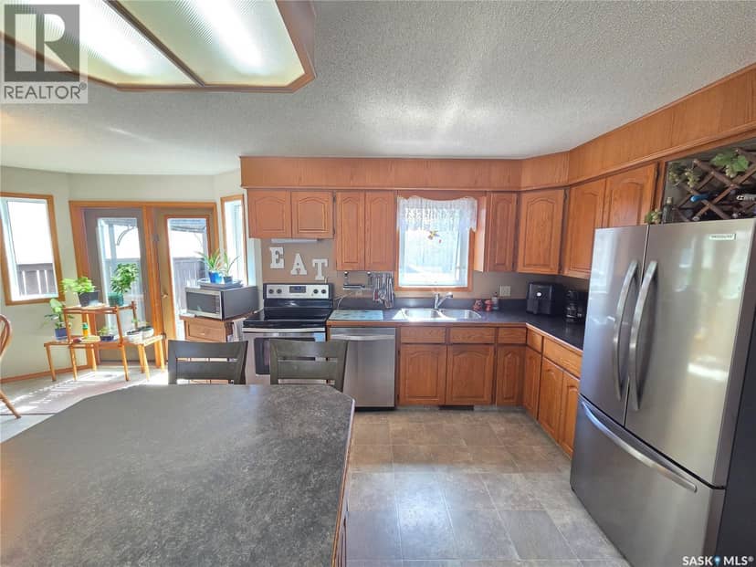 509 Carlyle AVENUE — photo 24 of 40